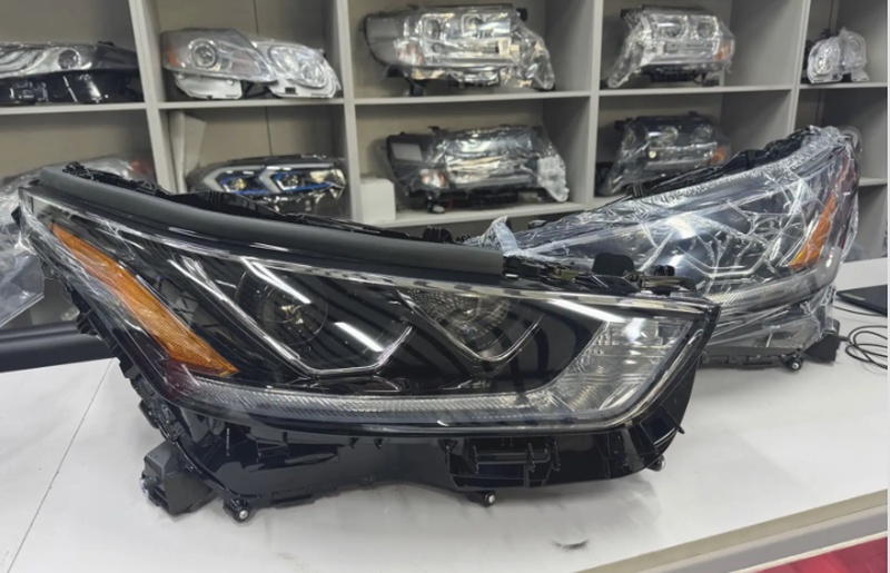 Фара toyota highlander 2018-2020